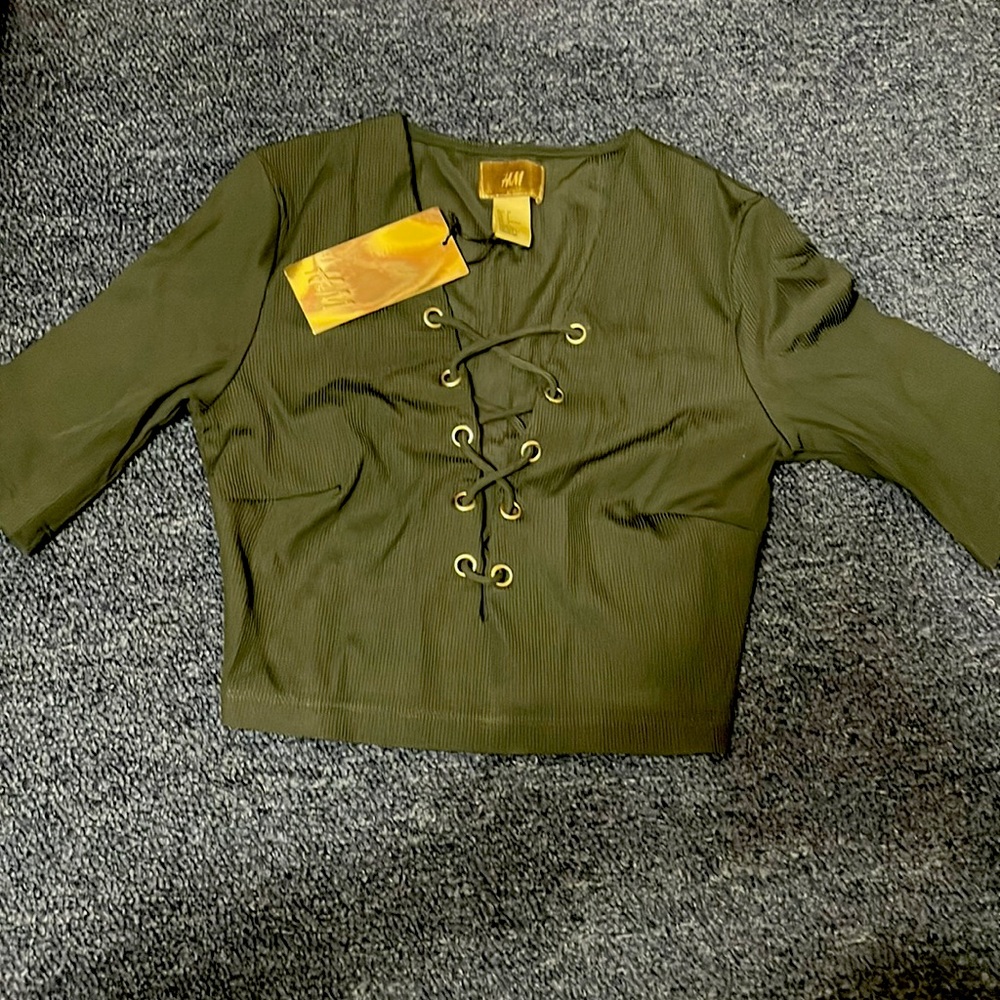 H&M brand new green top